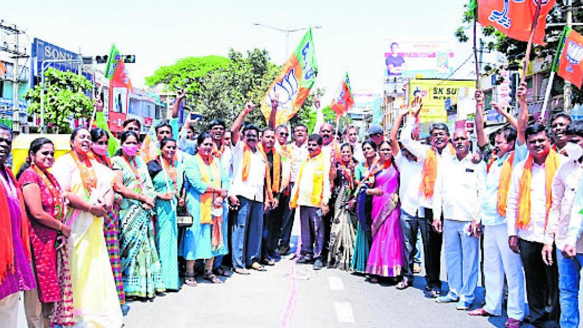 Uttarpradesh Election BJP Celebration Chikkaballapur
