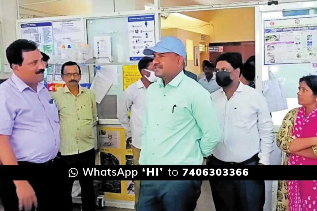 Karnataka Government Empoyees Strike Chikkaballapur Deputy Commissioner District Hospital Visit