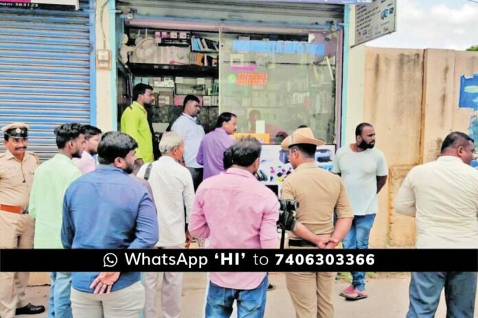 05JulCBP02 Chintamani Government shops close rent