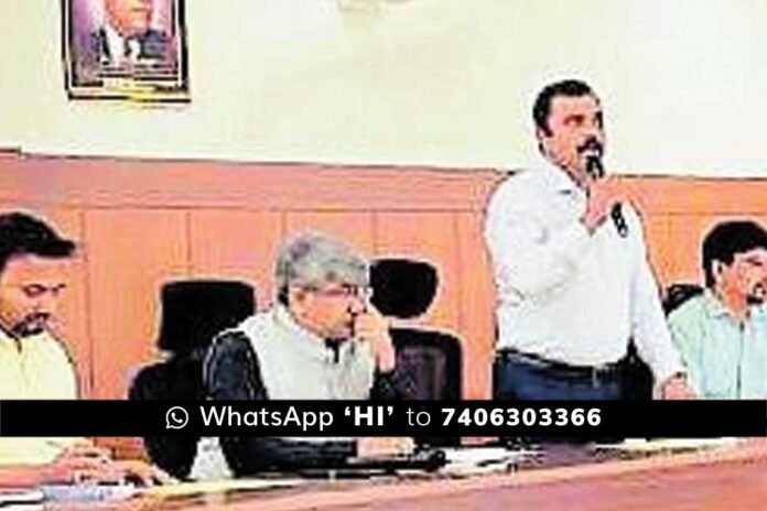 12JanCBP01 Lokayukta Public Grievances Meeting Gauribidanur