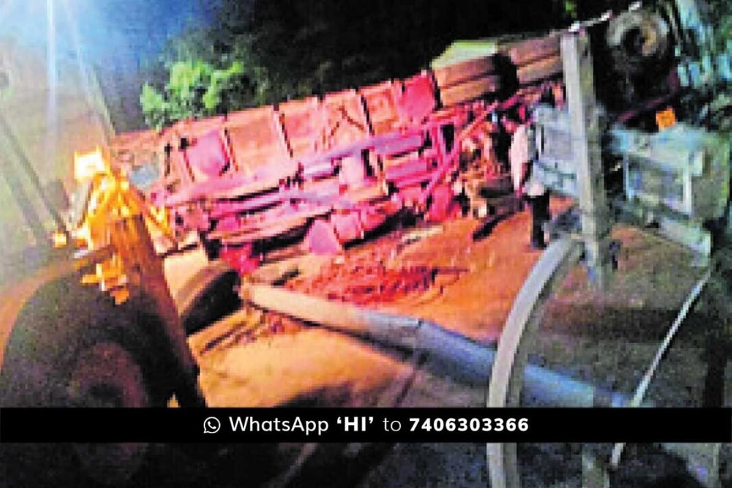 Gowribidanur Lorry accident