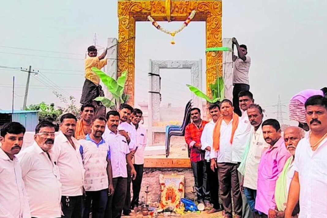 Kaiwara tatayya temple Door inauguration gauribidanur