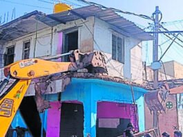 Chintamani pedestrian path encroachment removal