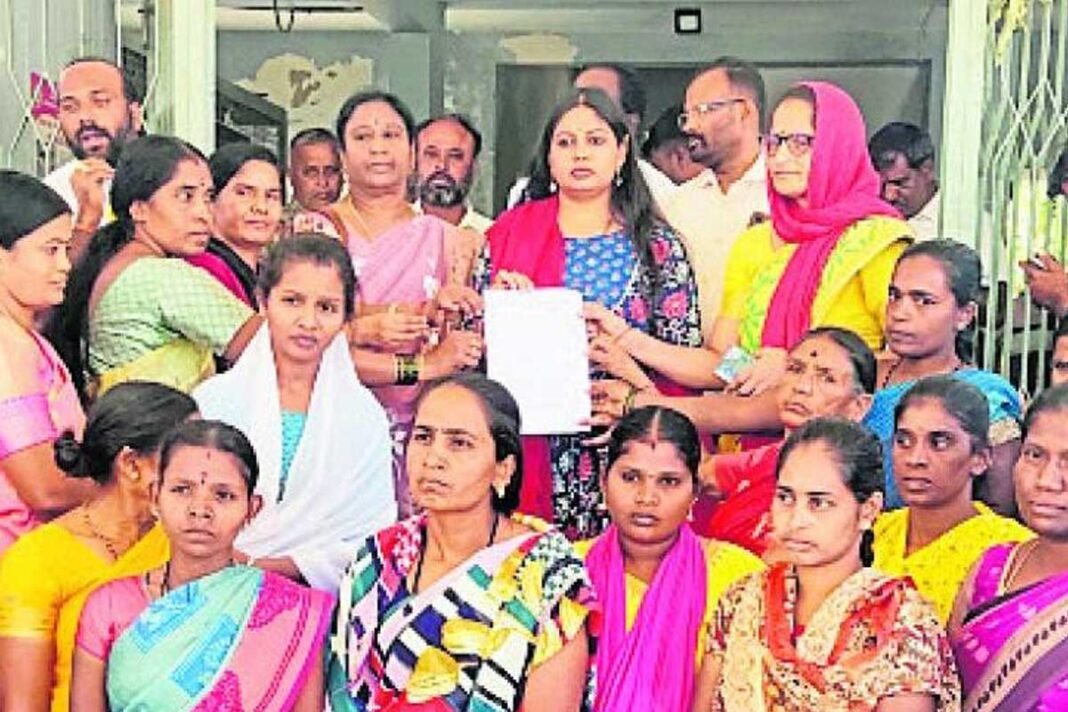 Bagepalli women protest micro finance