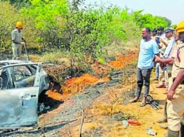 Chintamani Madanapalle Road Bus Car Accident