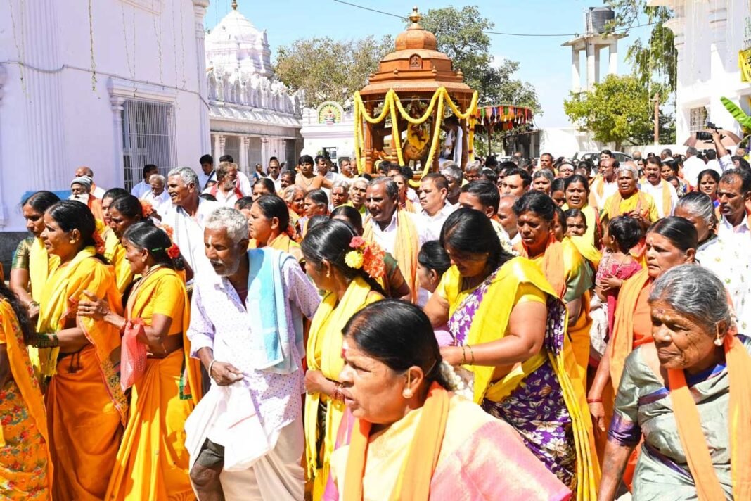 Chintamani Kaiwara Yogi Nareyana jayanthi