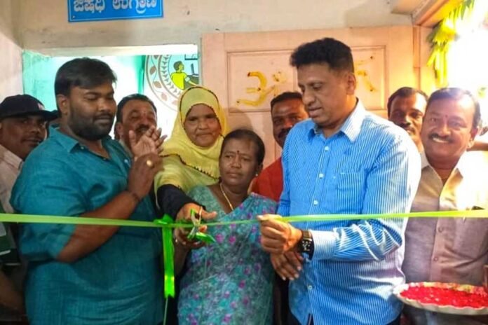 17MarCBP01 Chintamani Namma Cliinic Inauguration by Dr MC Sudhakar