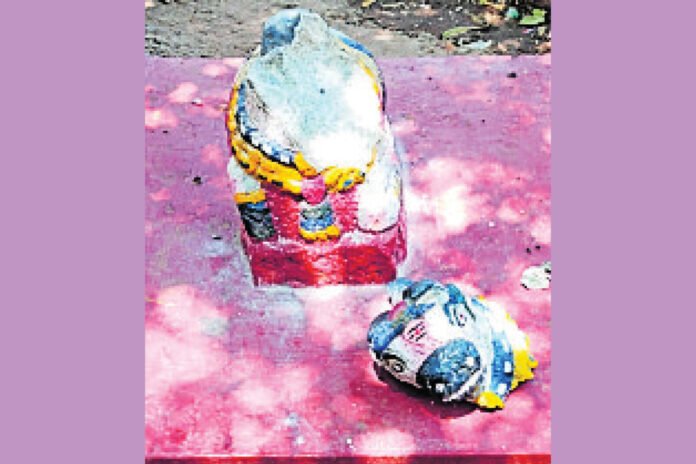 Chikkaballapur Marulasiddeshwara temple Nandi statue vandalism
