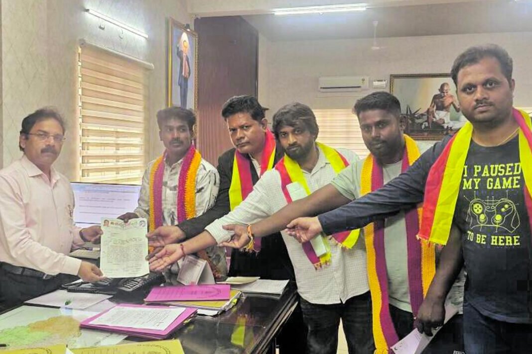 Chikkaballapur Private schools fee hike protest