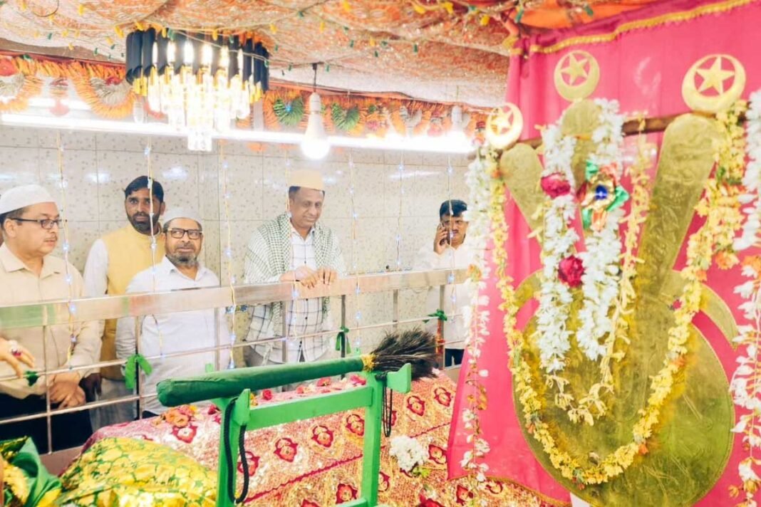 Karnataka Higher Education Minister Dr. M.C. Sudhakar announced a ₹65 crore project to develop the Hazrat Ammajan-Bavajan Dargah at Murugamale in Chintamani to international standards. With ₹32 crore already approved, work will begin soon following tender completion.