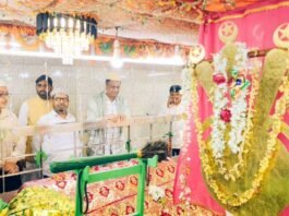 Karnataka Higher Education Minister Dr. M.C. Sudhakar announced a ₹65 crore project to develop the Hazrat Ammajan-Bavajan Dargah at Murugamale in Chintamani to international standards. With ₹32 crore already approved, work will begin soon following tender completion.