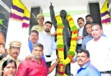 ವಿದ್ಯಾರ್ಥಿಗಳು ಅಂಬೇಡ್ಕರ್ ರೀತಿಯಲ್ಲಿ ಅಧ್ಯಯನಶೀಲರಾಗಿ, ಉನ್ನತ ಸಾಧನೆ ಮಾಡಿ Chikkaballapur Ambedkar Mahaparinivarna Diwas