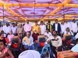 Tricycle and hearing aid distribution senior citizens disabled beneficiaries Chikkaballapur