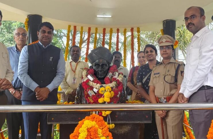DC G Prabhu Muddenahalli Vishweshwaraiah Jayanthi tribute